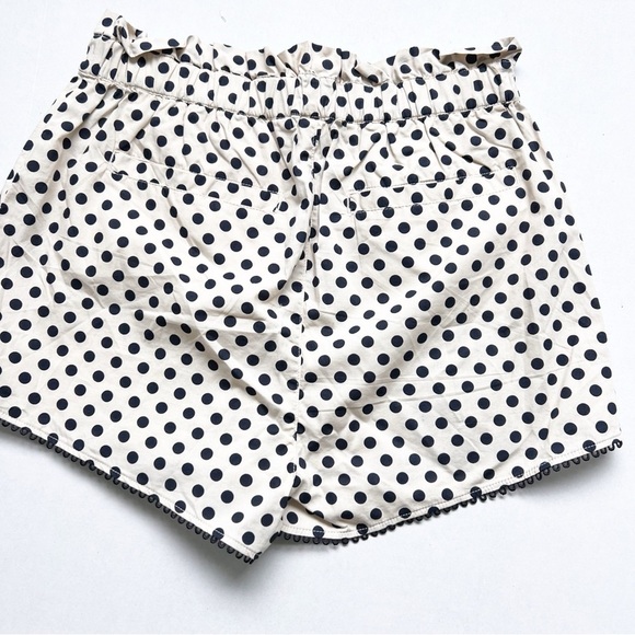 2/25 J Crew Crewcuts Girls Polkadot Shorts size 10 - Picture 2 of 6